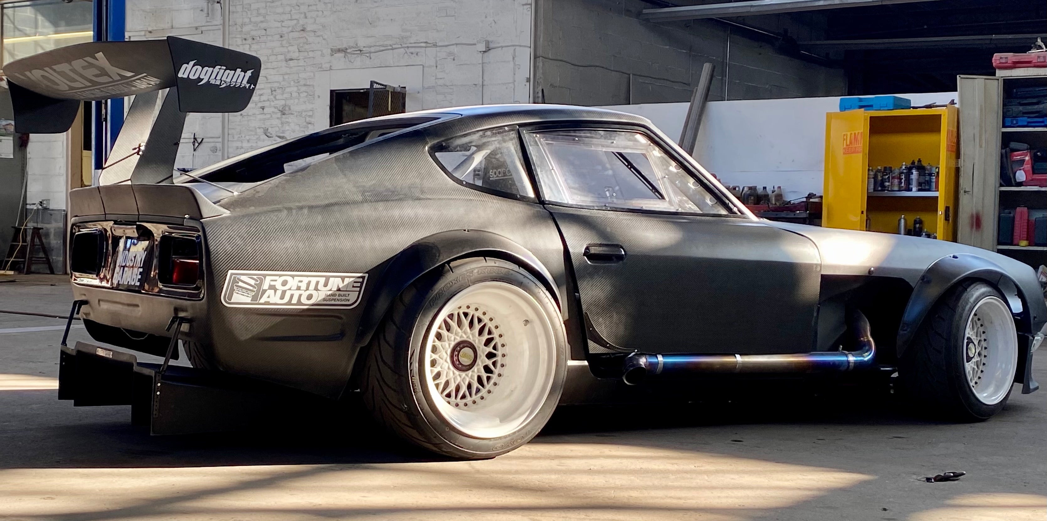 carbon fiber 1970 Datsun 240z build by industry garage