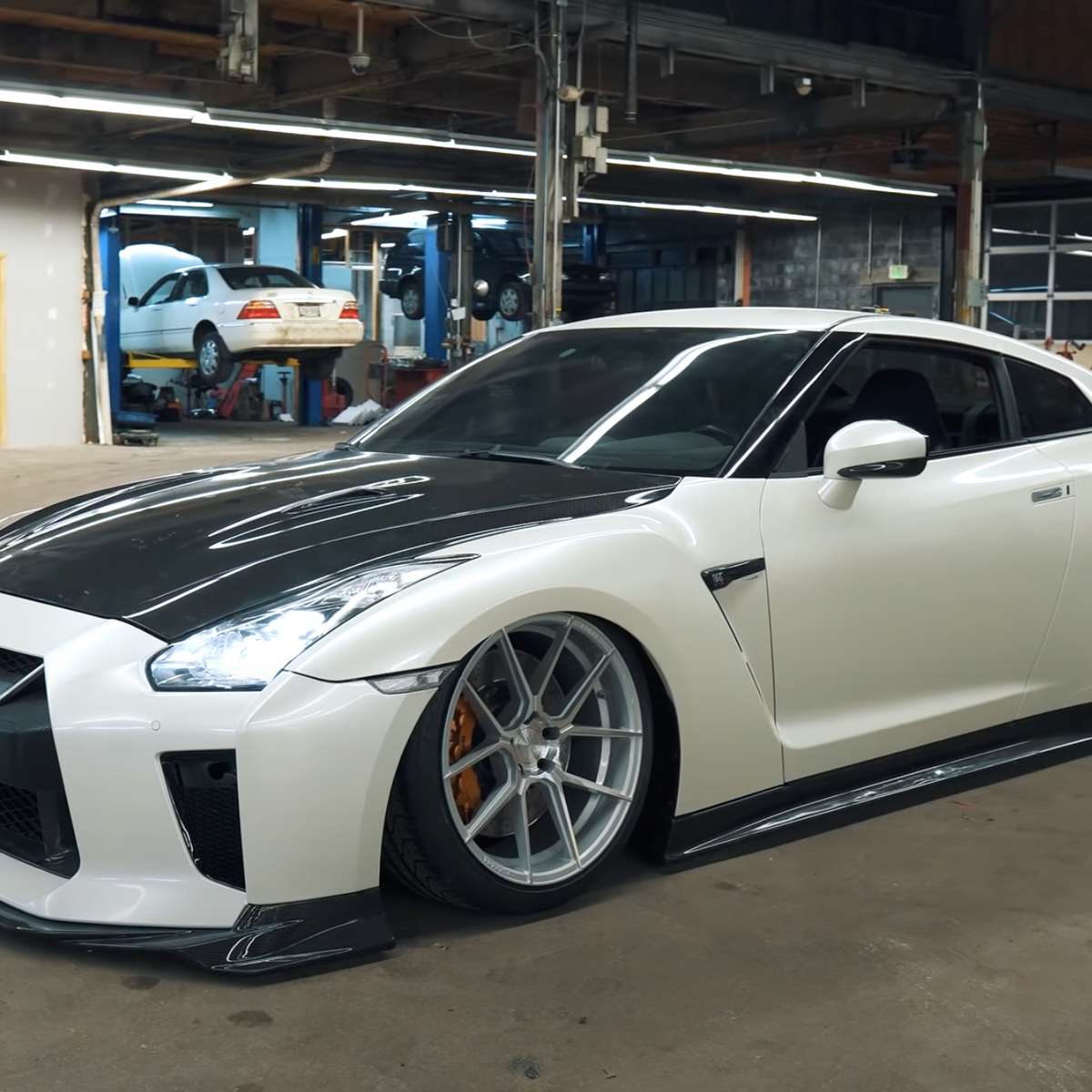 INDUSTRY GARAGE HOWTO Nissan GTR AirLift Suspension Install