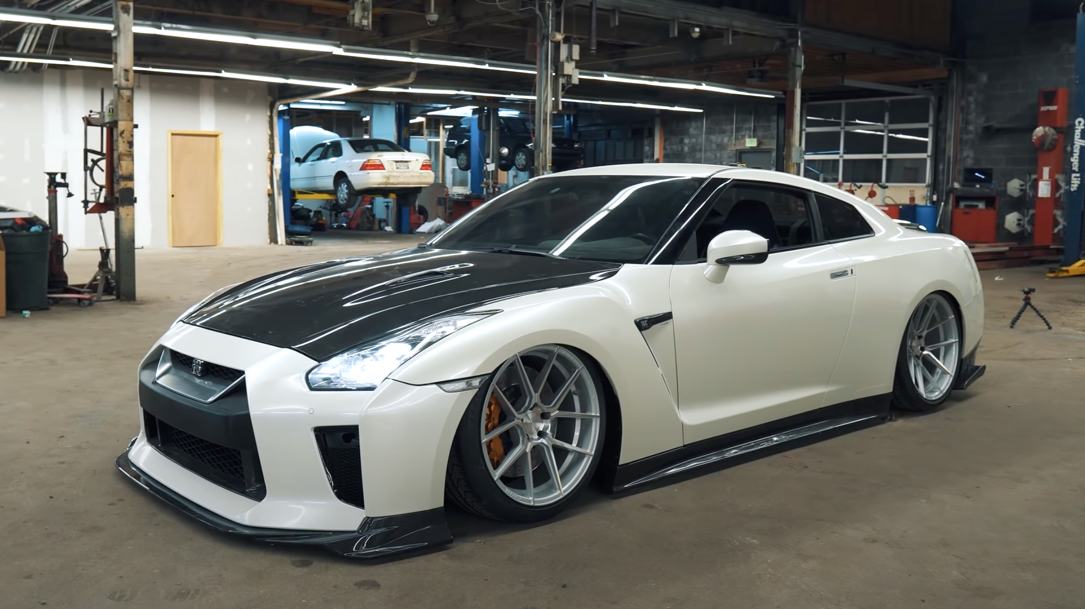 HOW-TO: Nissan GTR Air-Lift Suspension Install